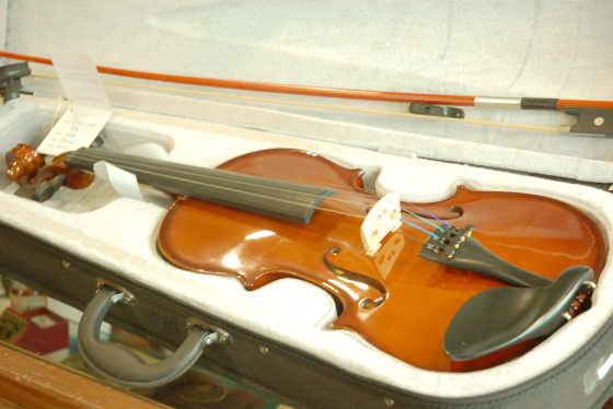 <a href=http://pic.violinwatch.com/uploadfile/2011/0713/20110713015838701.bmp target=_blank>Check big picture</a>