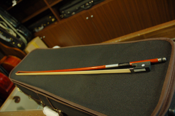 <a href=http://pic.violinwatch.com/uploadfile/2011/0713/20110713020151382.bmp target=_blank>Check big picture</a>