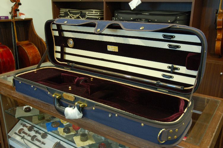 <a href=http://pic.violinwatch.com/uploadfile/2011/0713/20110713025615859.jpg target=_blank>Check big picture</a>